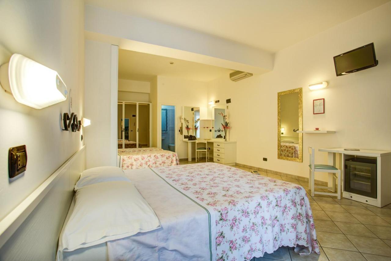 Ancora Hotel&Residence Cattolica Exterior foto