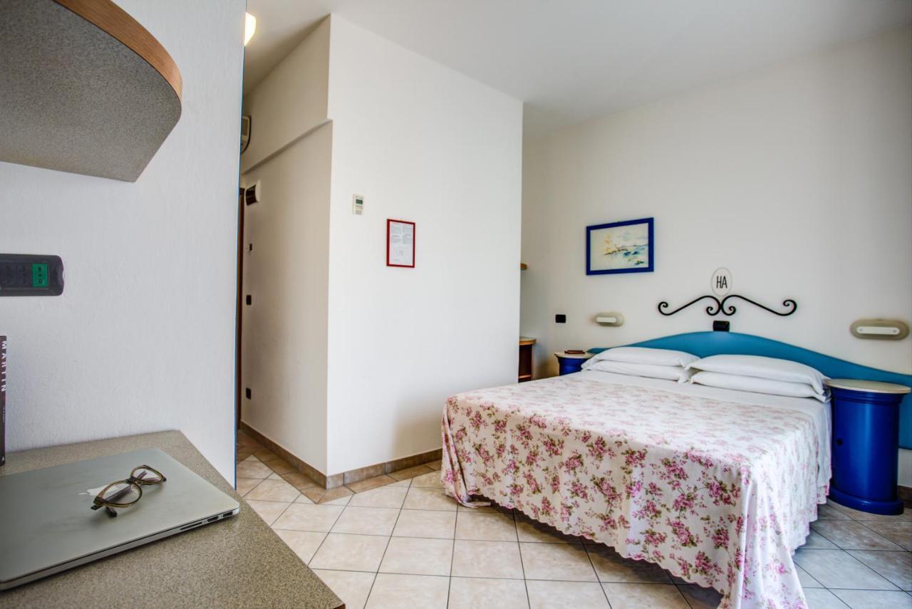 Ancora Hotel&Residence Cattolica Exterior foto