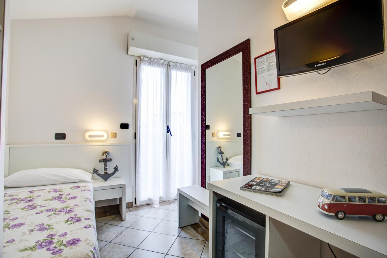 Ancora Hotel&Residence Cattolica Exterior foto