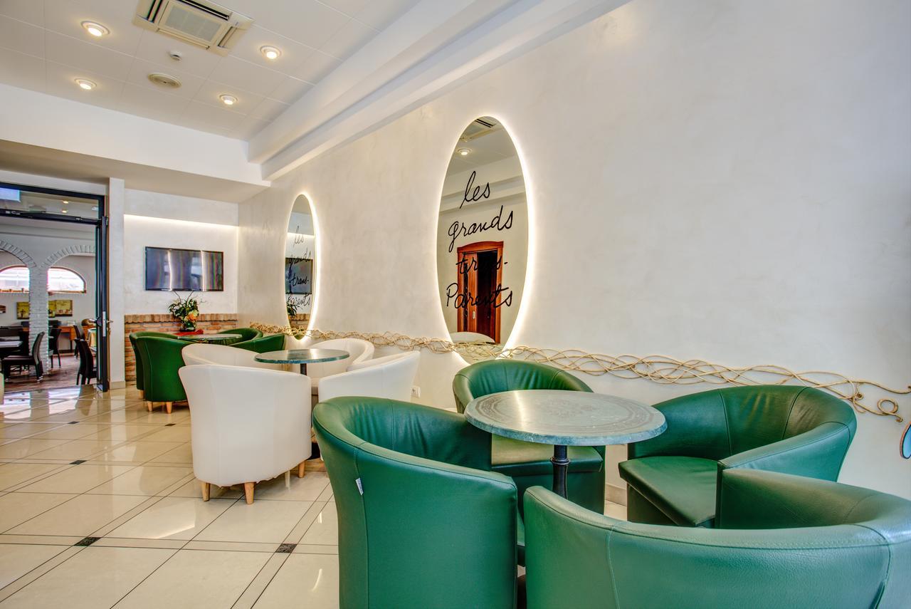 Ancora Hotel&Residence Cattolica Exterior foto